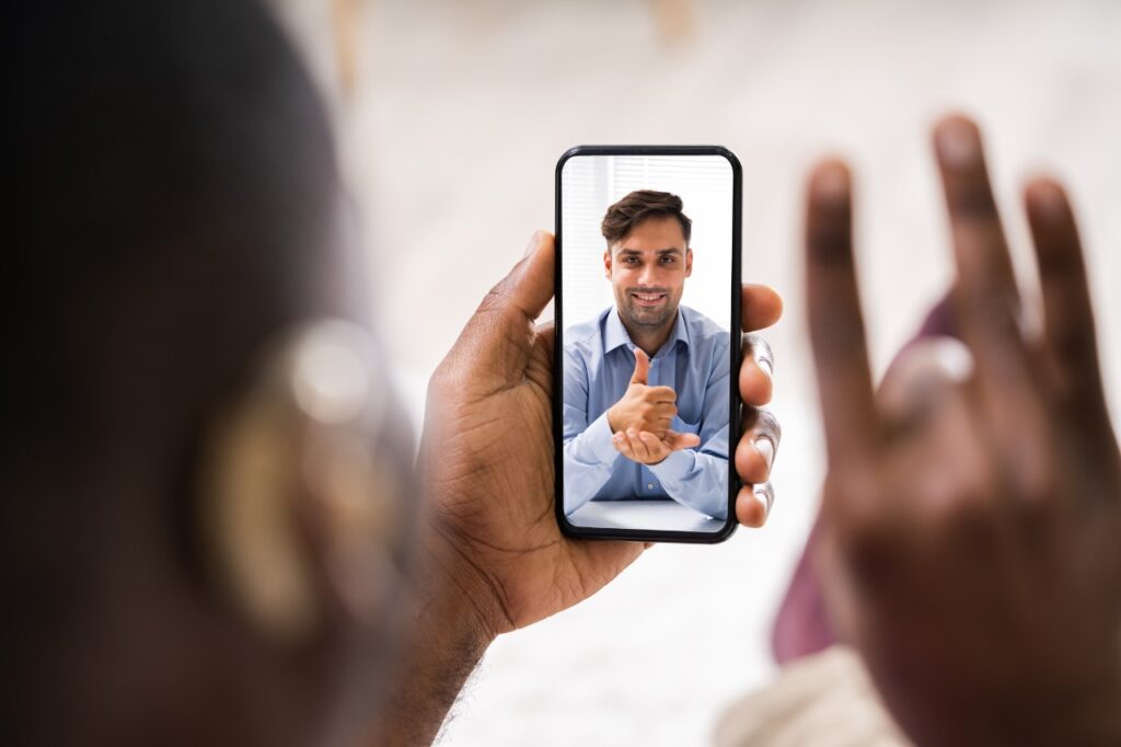 Personas con discapacidad auditiva